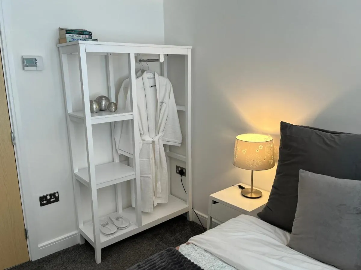 Image 2 of 3 Bed Stylish house with parking close the Etihad