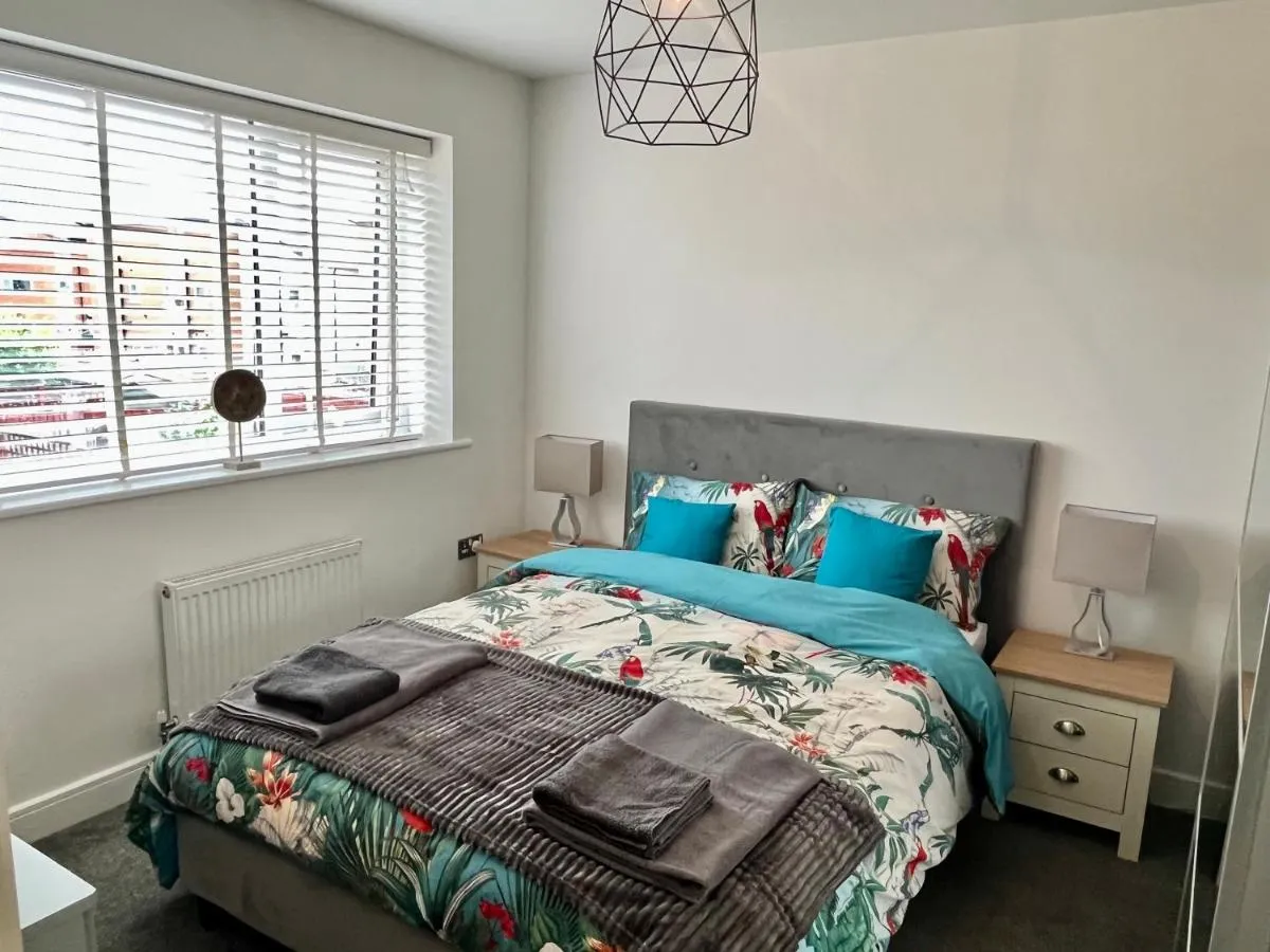 Image 1 of 3 Bed Stylish house with parking close the Etihad