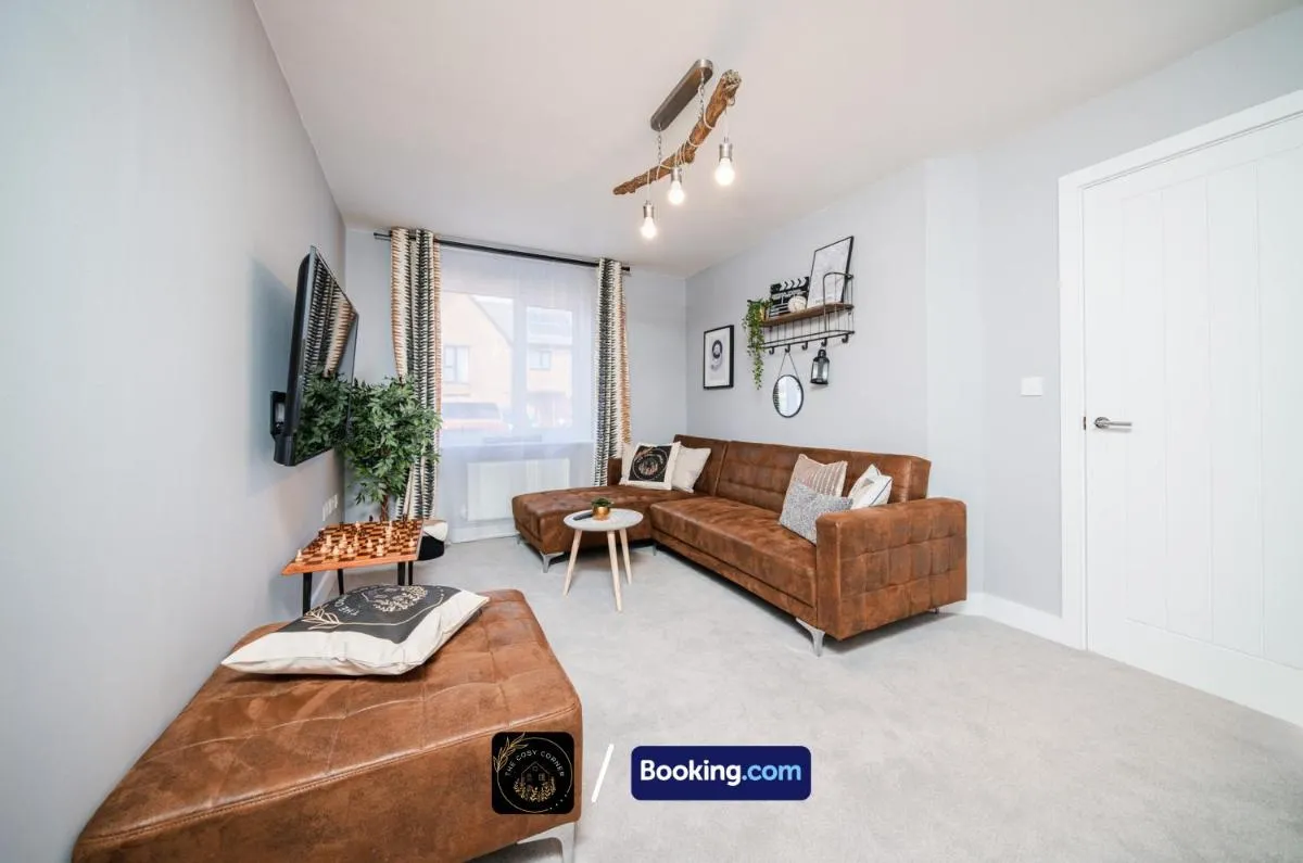 Image 3 of 3 Bedroom House By The Cosy Corner Short Lets & Serviced Accommodation Manchester With Free Parking & Hospital