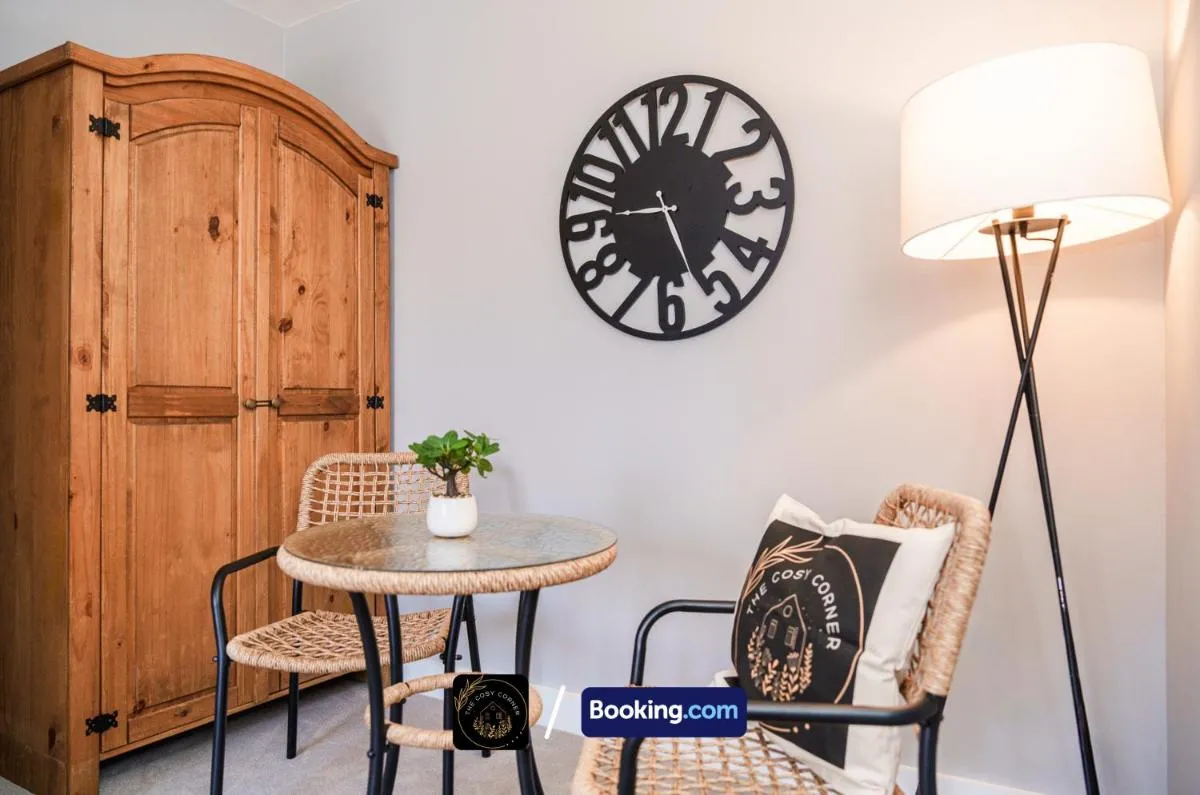 Image 4 of 3 Bedroom House By The Cosy Corner Short Lets & Serviced Accommodation Manchester With Free Parking & Hospital