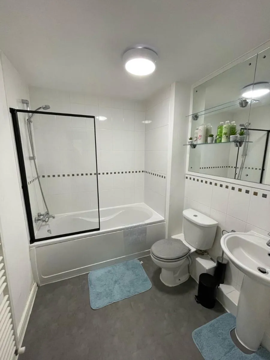 Image 4 of Balcony Apartment – Views Of Etihad Stadium – Near CoOp Live Arena