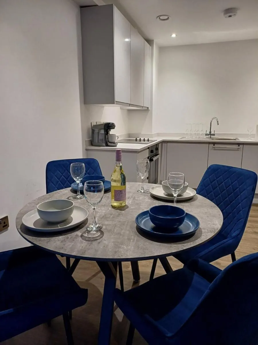 Image 6 of Balcony, Waterfront, En-suite, Roof Terrace, City Views Salford Manchester Apartment