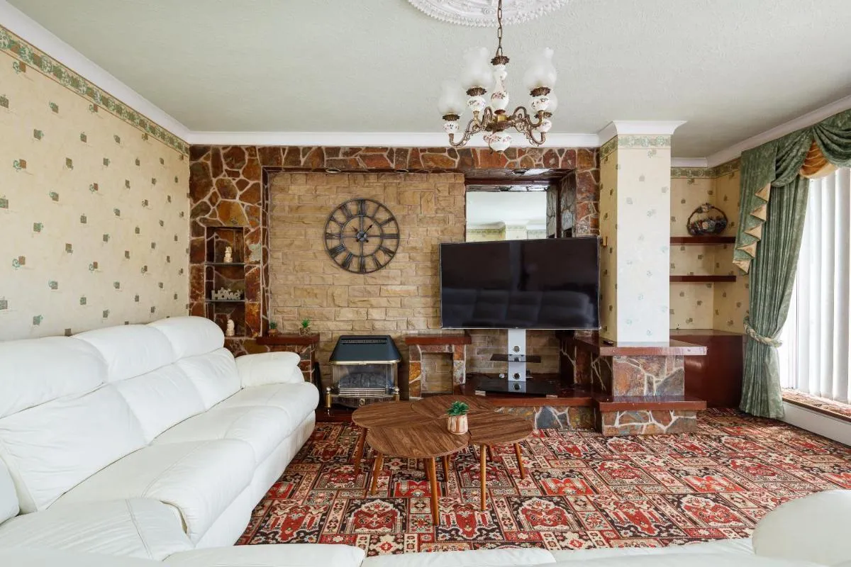 Image 3 of Beautiful ‘Mayfield’ Villa with private pool!