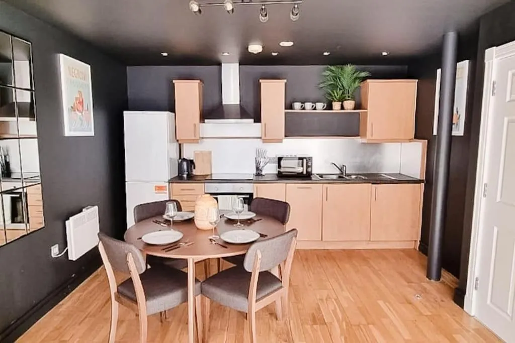 Image 3 of Beautiful Northern Quarter 2 Bedroom Apt