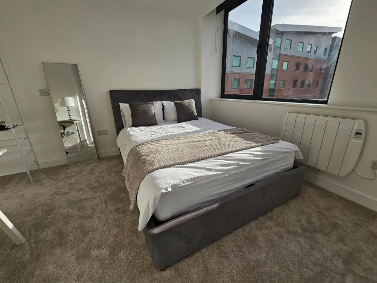Image 5 of Brand New Trafford Apartment