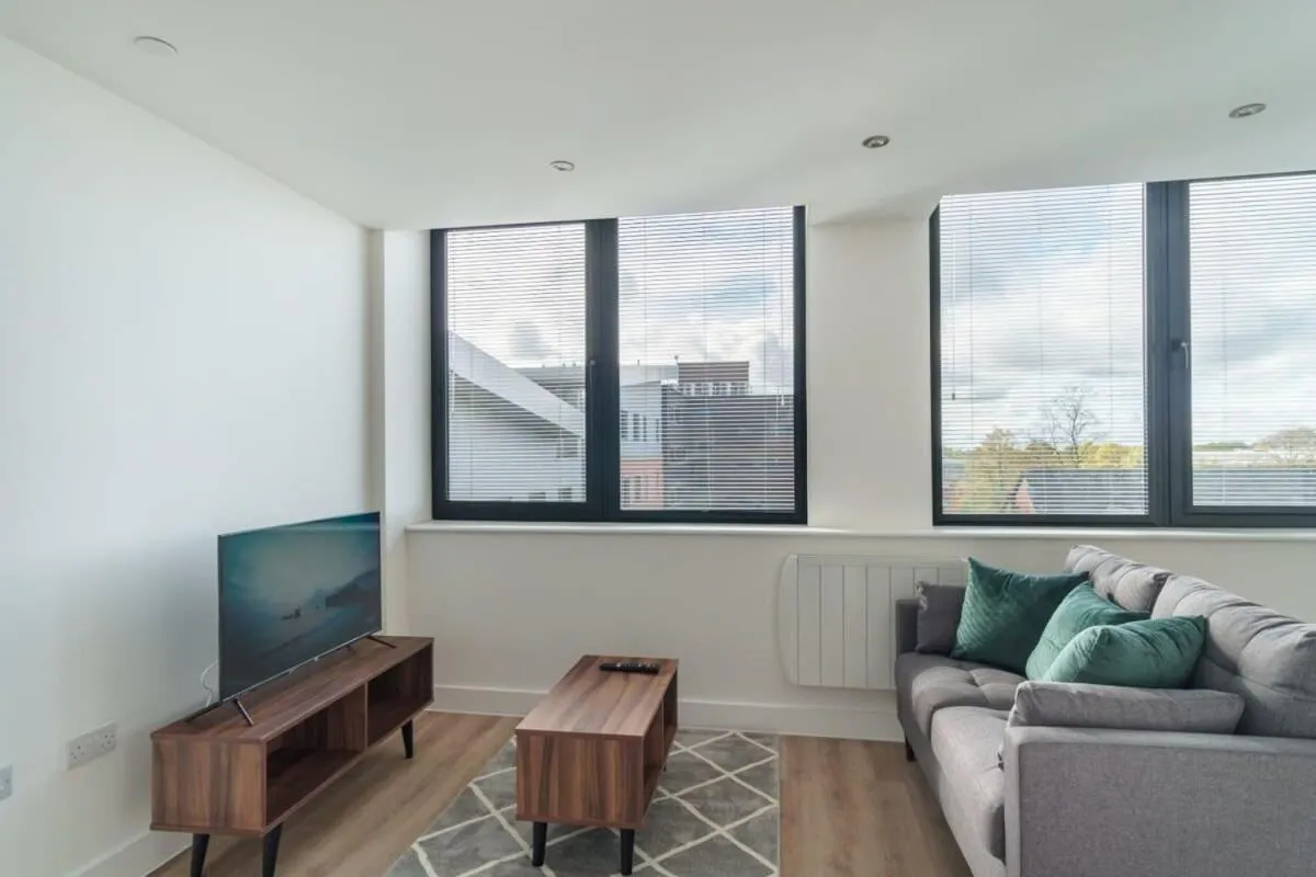 Image 4 of Bright 1 Bed Apartment by Old Trafford