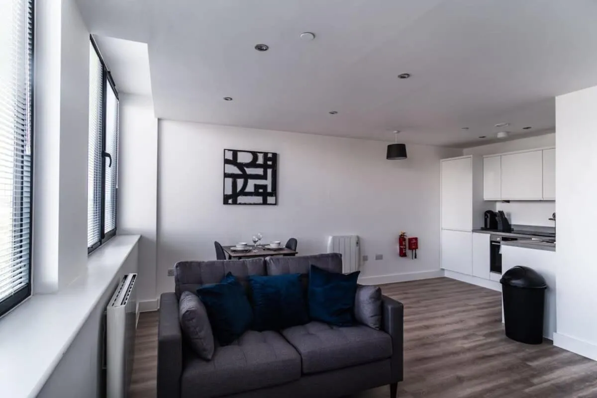 Image 3 of Bright & Modern 1 Bed Apartment by Old Trafford