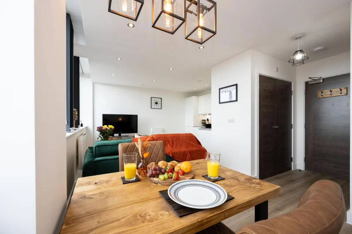 Image 3 of Chic Luxury Apartment near Old Trafford Stadiums Manchester