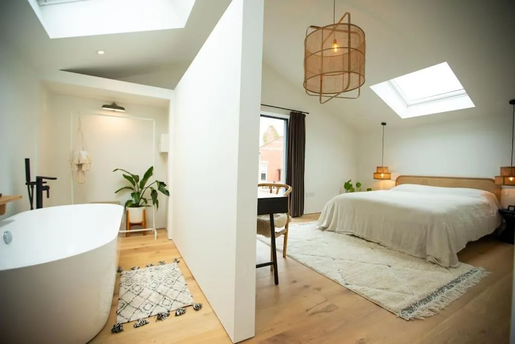 Image of Chorlton Stylish Studio & Roof Terrace Apartments