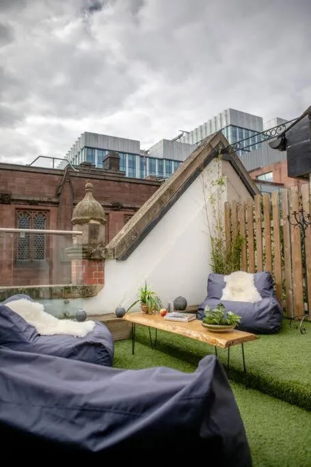 Image 3 of City SuperHost: Luxury Deansgate Townhouse