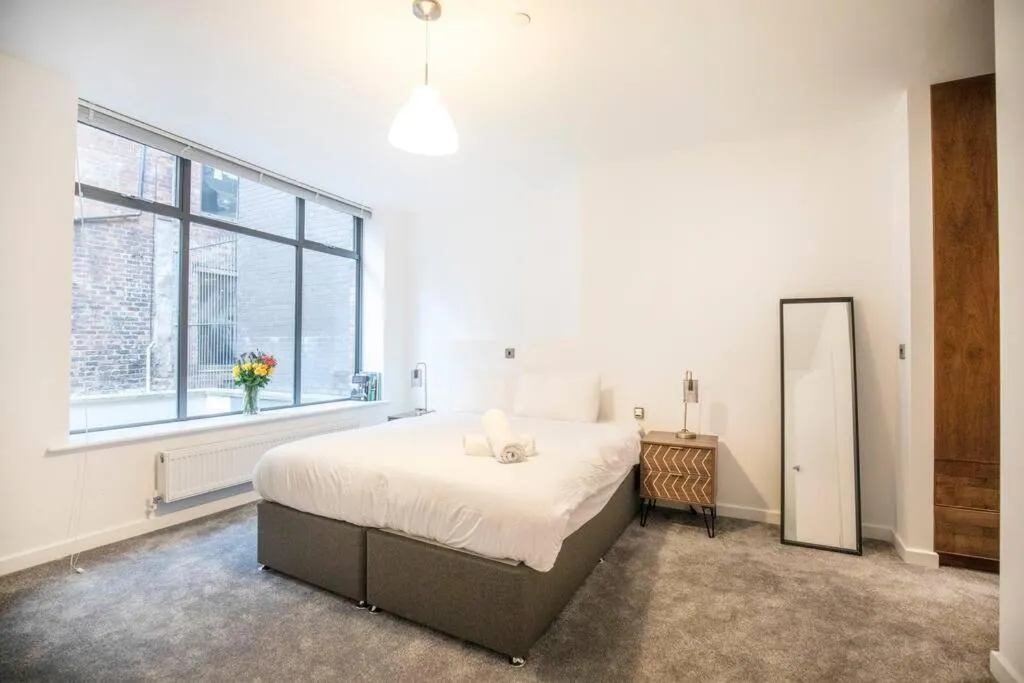 Image of City SuperHost: Luxury Deansgate Townhouse