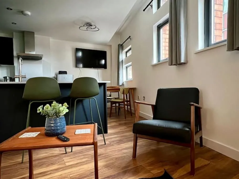 Image of City SuperHost NQ & City Centre 1 BR with Parking