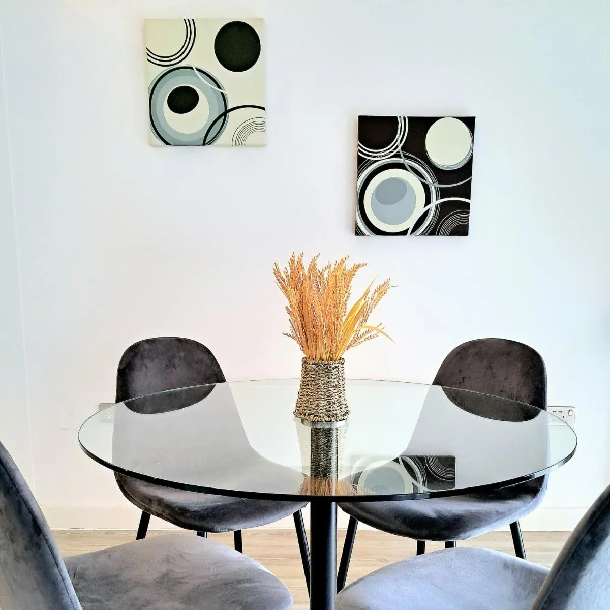 Image 4 of Contractors Accommodation NHS Temporary Relocation Weekly Monthly Rates Manchester 2 Bed Apartment