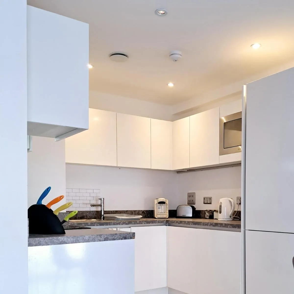 Image 5 of Contractors Accommodation NHS Temporary Relocation Weekly Monthly Rates Manchester 2 Bed Apartment