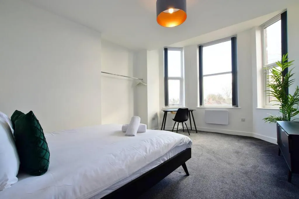Image 6 of FREE PARKING – Beautiful 2-BR Flat in Manchester