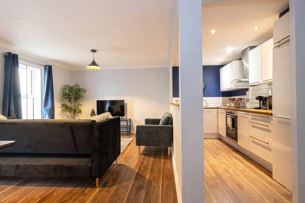 Image 3 of Free Parking – Deansgate Apartment
