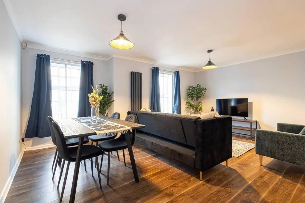 Image 4 of Free Parking – Deansgate Apartment