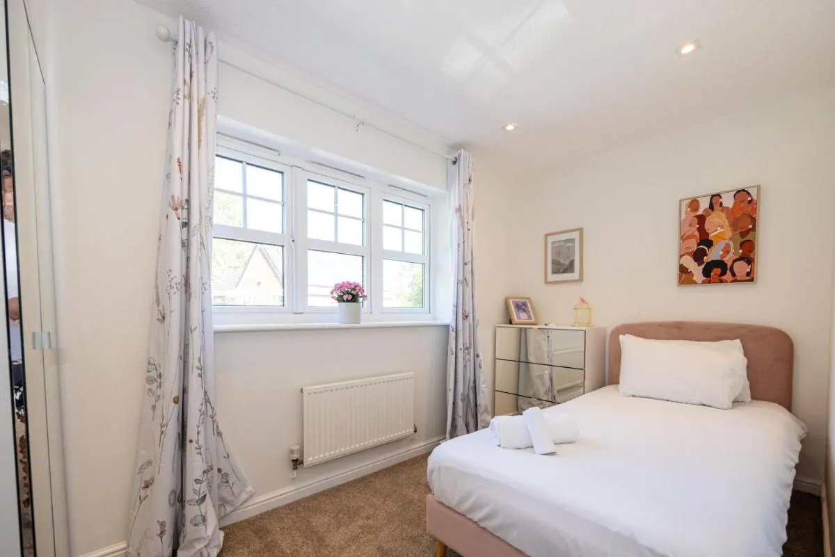 Image 2 of GuestReady – A Haven by the River