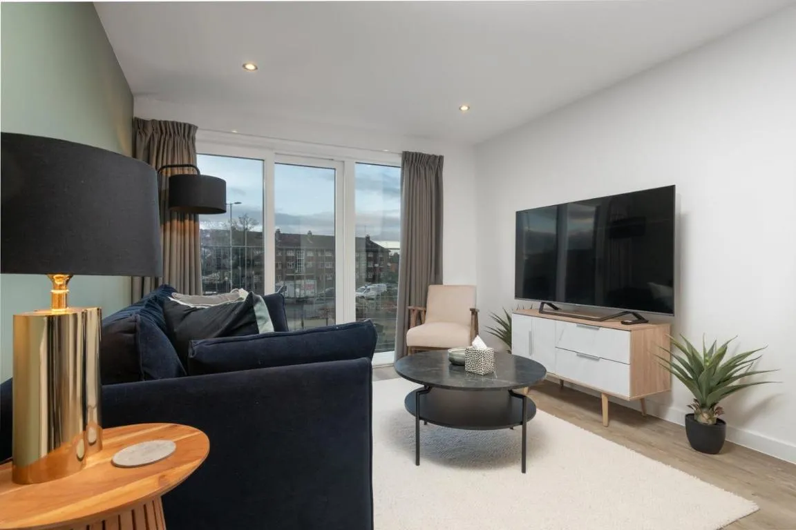 Image of GuestReady – Stello Old Trafford Oasis