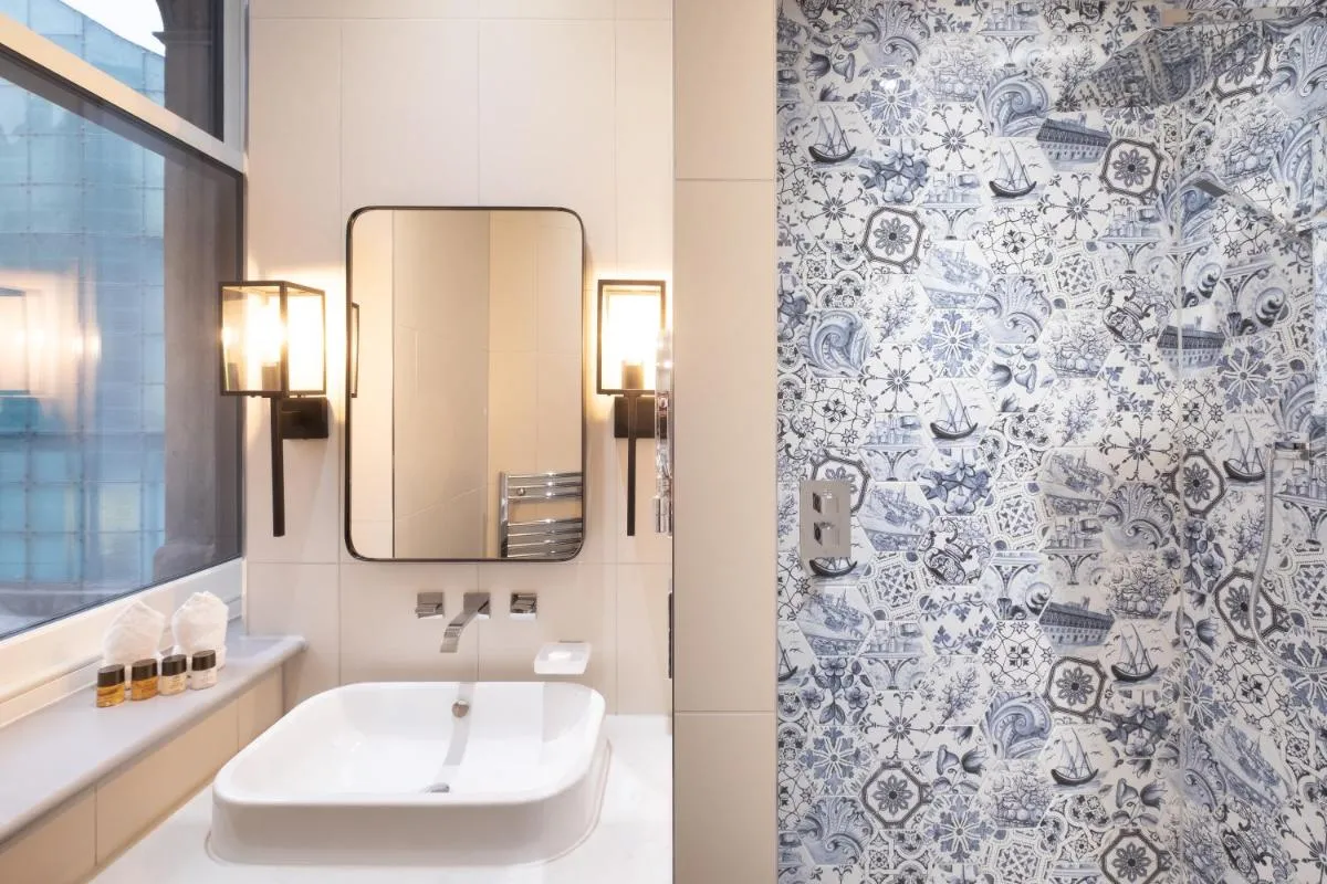Image 5 of Hotel Indigo Manchester – Victoria Station, an IHG Hotel