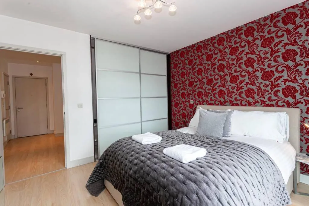 Image 6 of Iconic Luxury Manchester Apartment