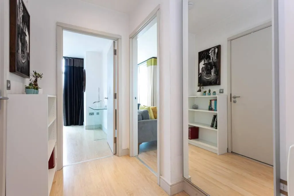 Image 2 of Iconic Luxury Manchester Apartment