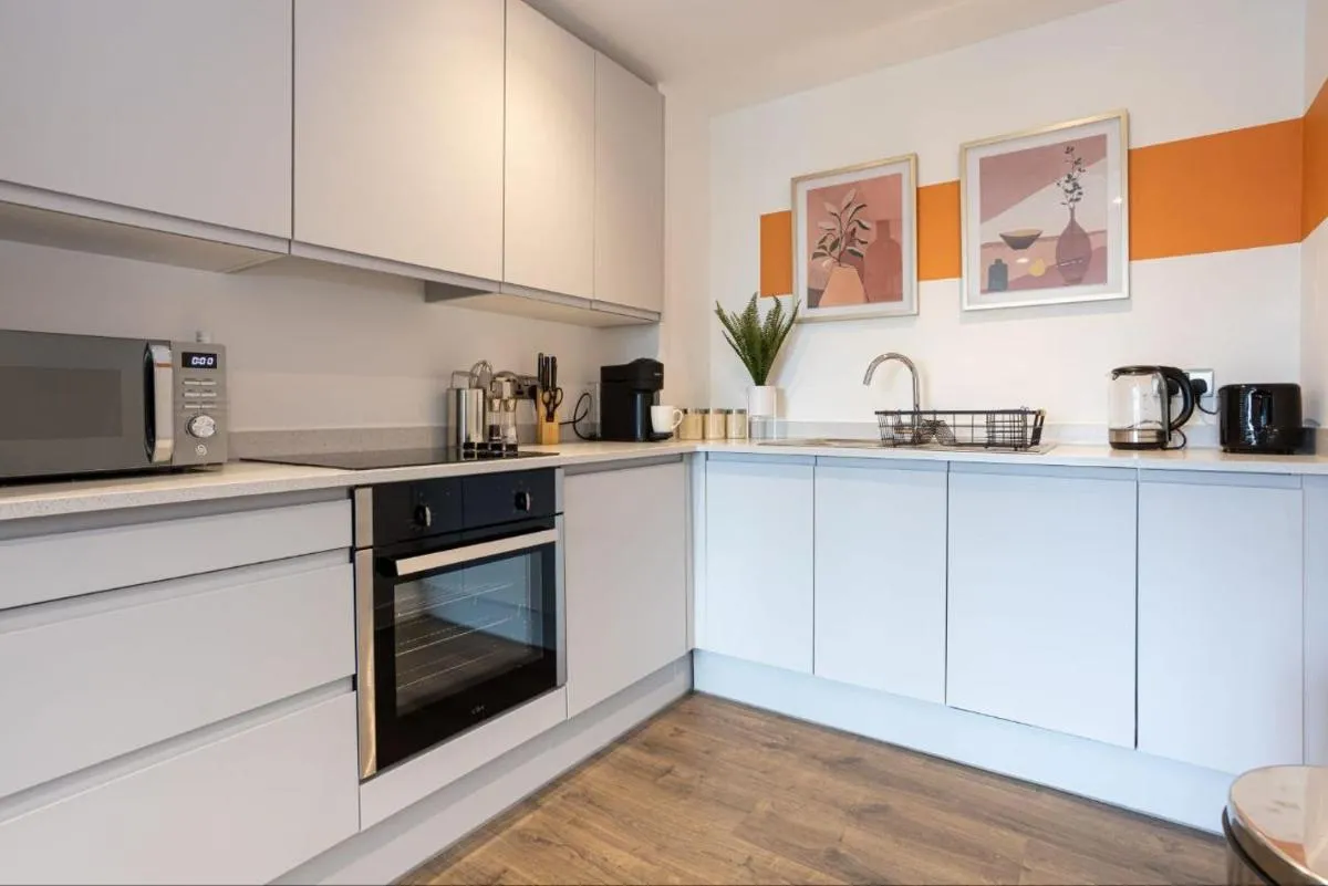 Image 6 of Lake view apartment 5 minutes to city center with free parking nearby