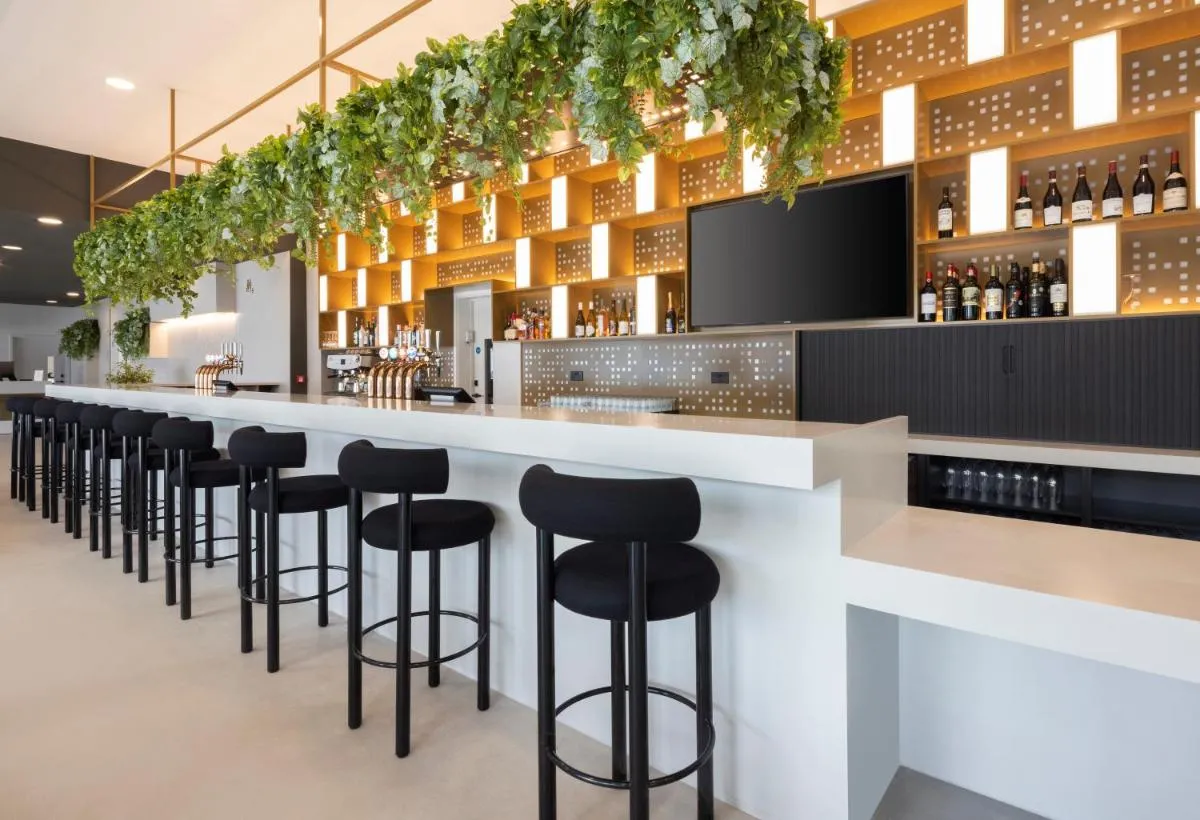 Image 6 of Leonardo Hotel Manchester Piccadilly