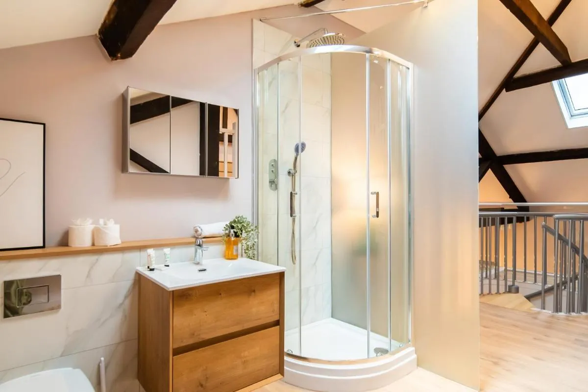 Image 2 of Livestay 3-Bed Loft Apartments in the Heart of Manchester