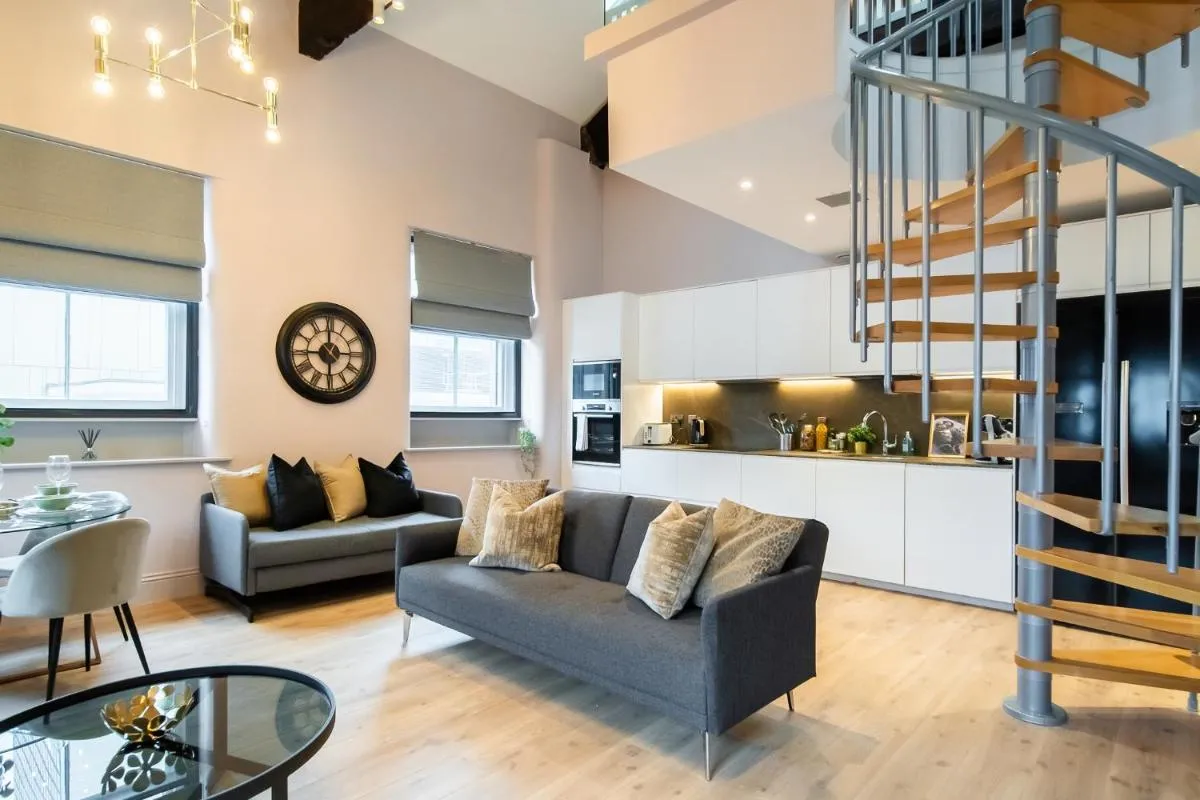 Image 3 of Livestay 3-Bed Loft Apartments in the Heart of Manchester