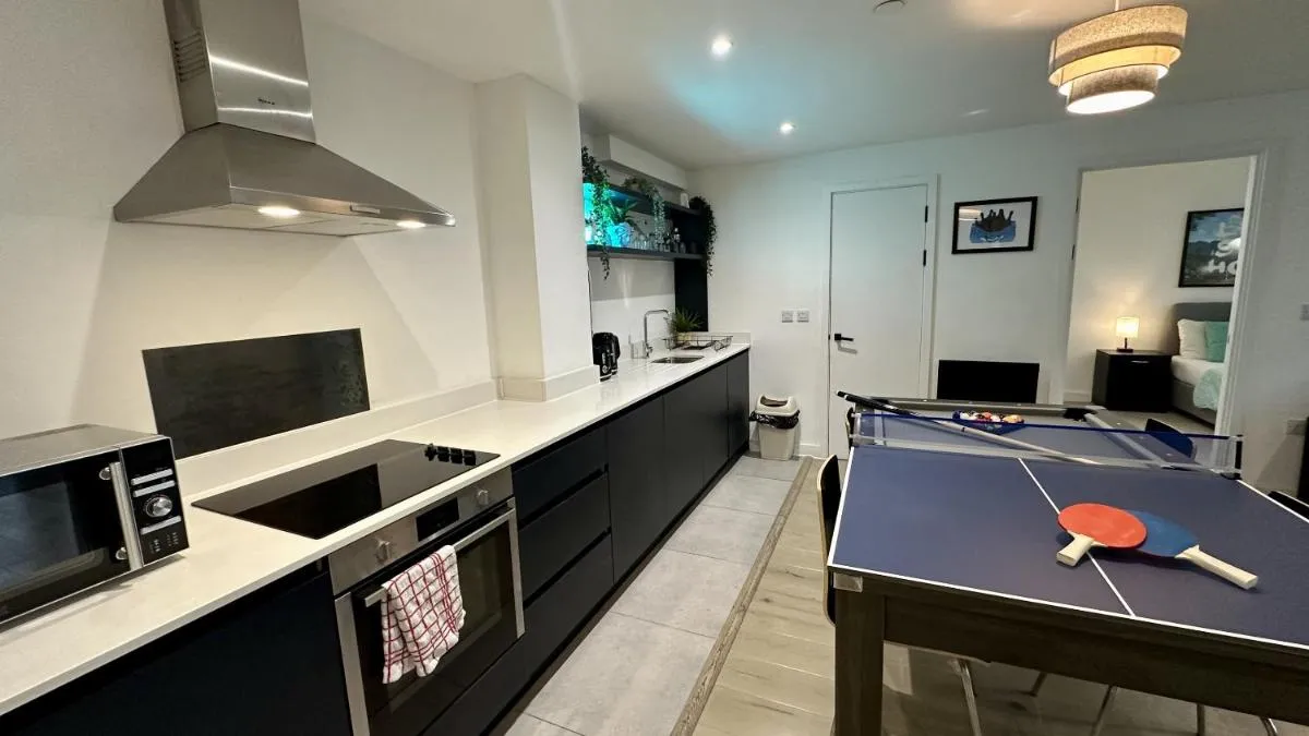Image 5 of Lux Livin’ Apartments – Luxury 2 Bed Apartment with Sky Garden