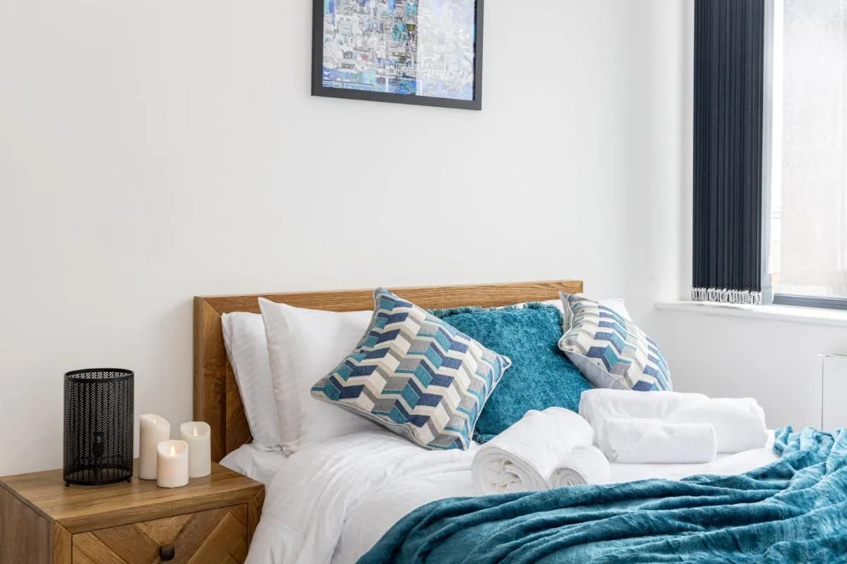 Image 6 of Luxurious Stylish Apartment in Old Trafford