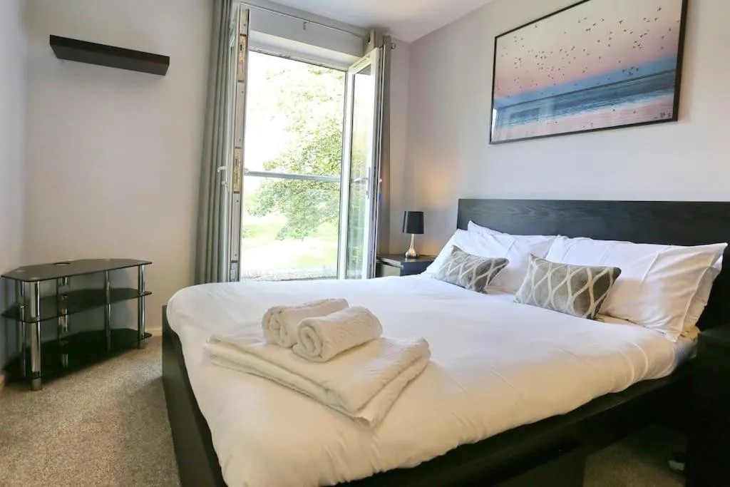 Image 1 of Luxurious Townhouse In Central Manchester