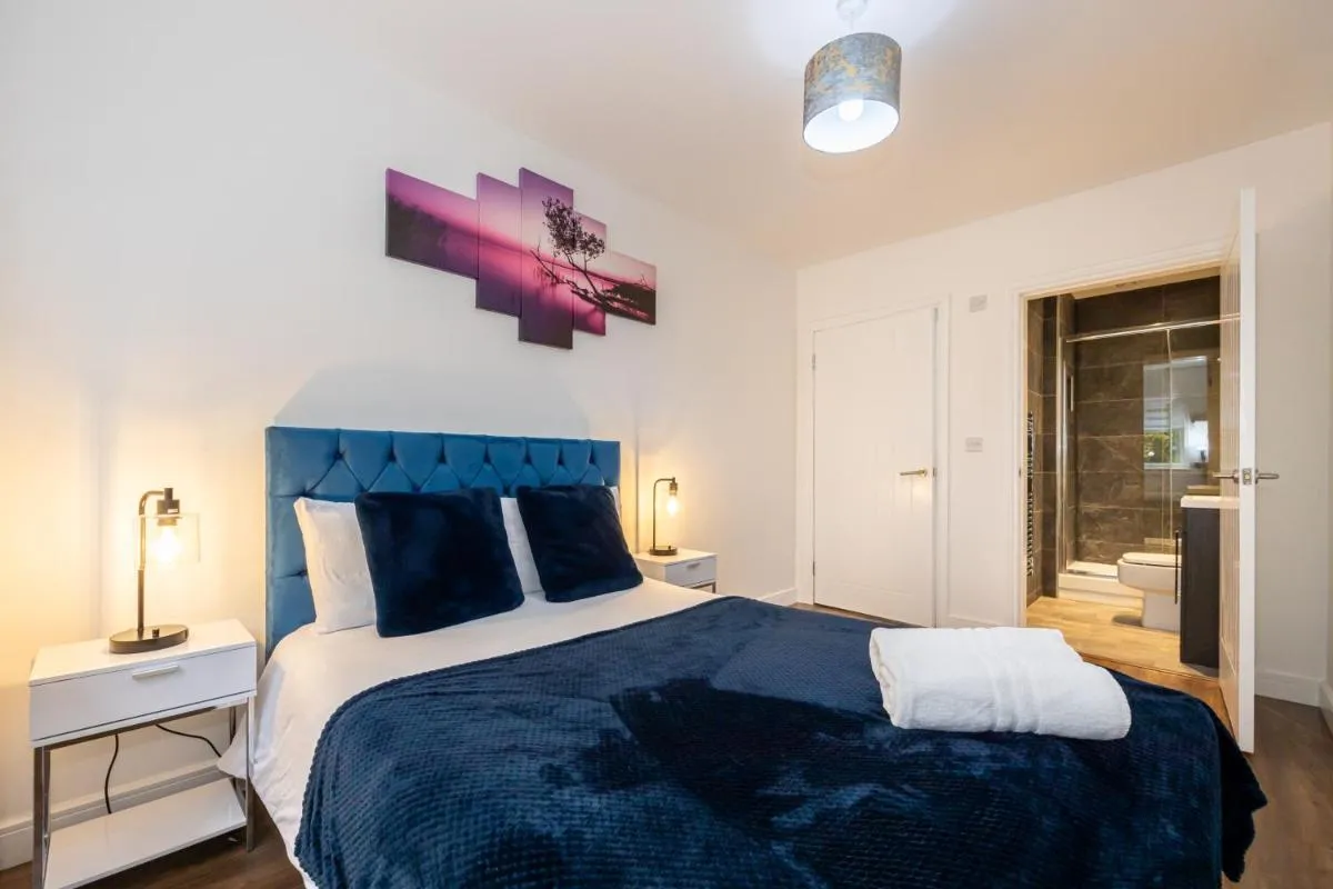 Image 1 of Luxury 2 Bedroom Apartment In Chorlton