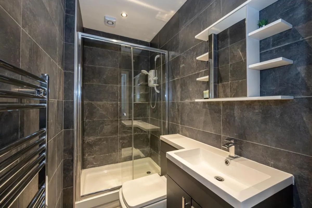Image 6 of Luxury 2 Bedroom Apartment In Chorlton