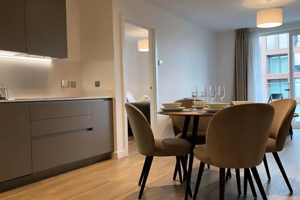 Image of Luxury 2 Bedroom Apartment in Manchester