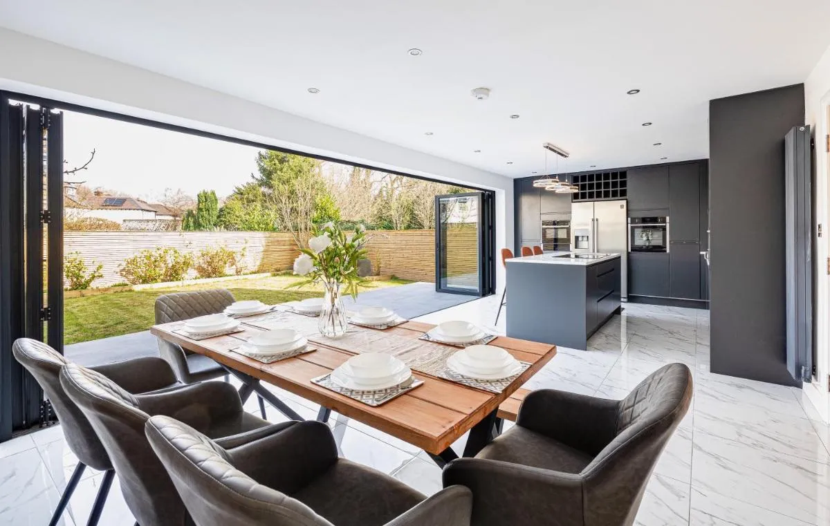 Image 3 of Luxury 7 Bedroom House in Didsbury, Manchester
