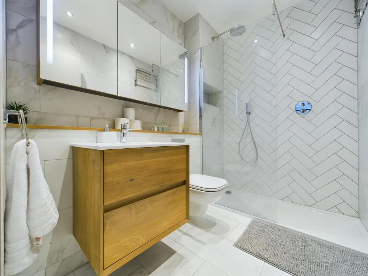 Image 2 of Luxury Stunning 2bedroom city centre