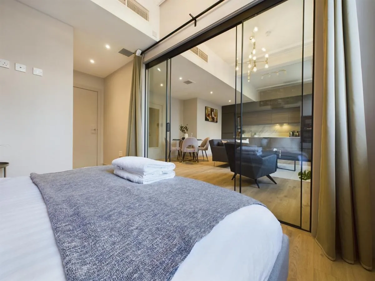 Image 1 of Luxury Unique 2bedroom city centre