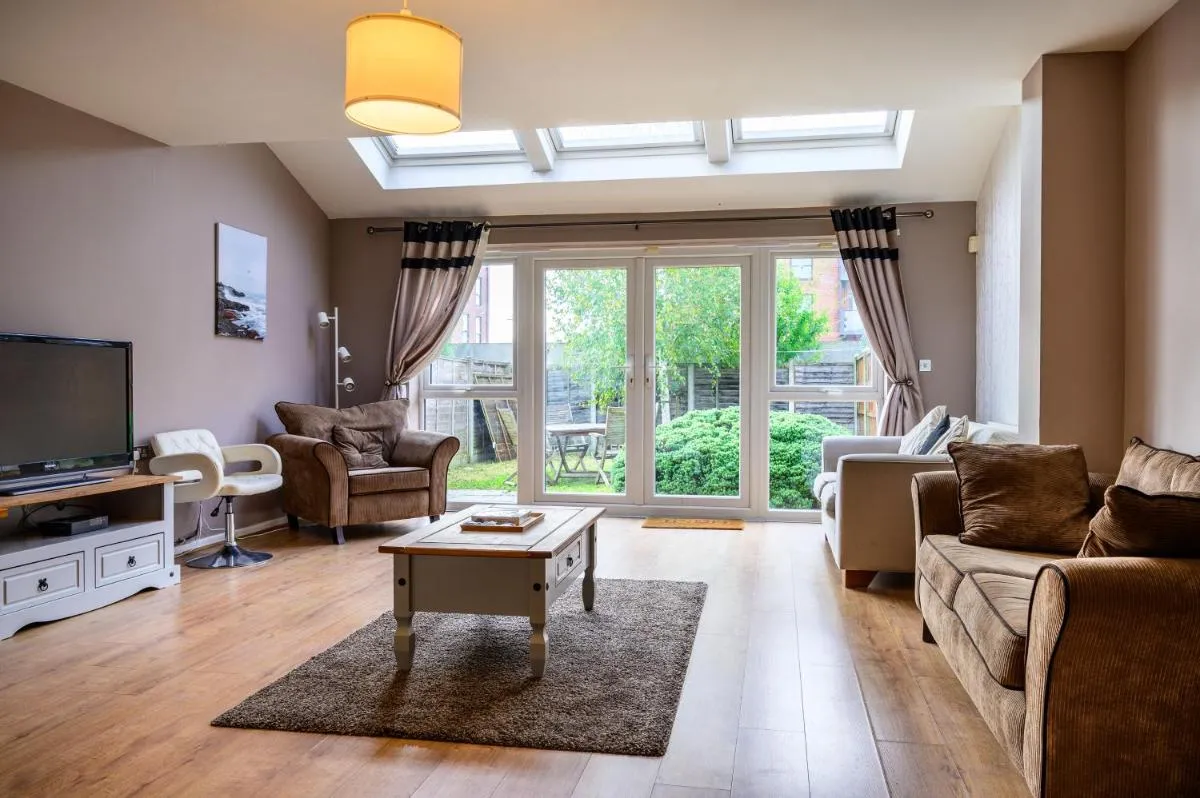 Image 4 of Manchester Serviced Accomodation NorthernNightzzz – The Gardens