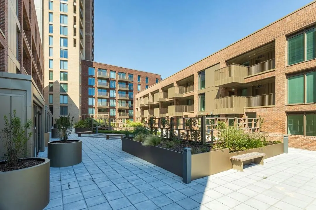 Image 5 of Manchester Townhouses by Charles Hope