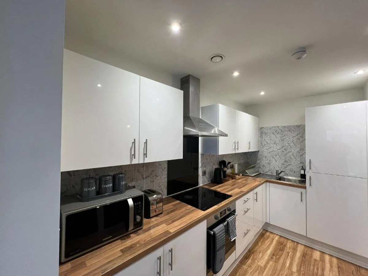 Image 3 of Manchester Waterside Retreat