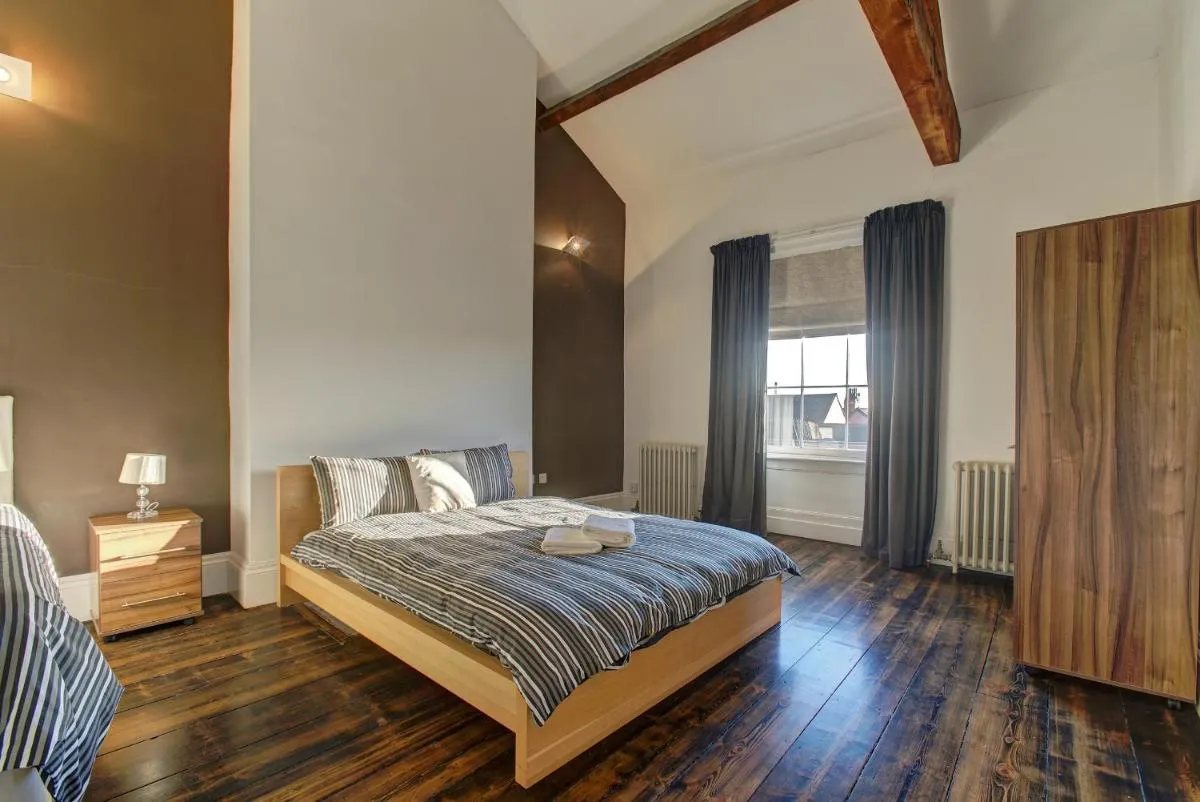 Image 6 of Manchesters Ultimate House – Hot tub – Sleeps 23!