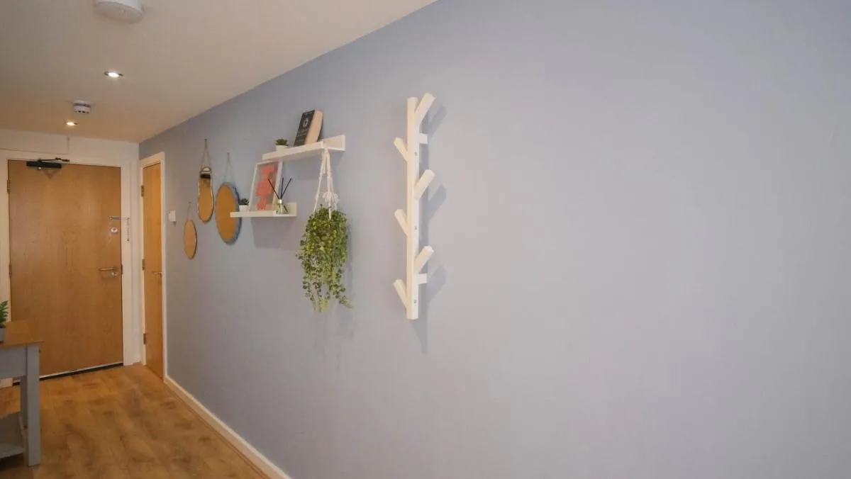 Image 5 of Modern & Spacious City Centre Apartment for Long Stay