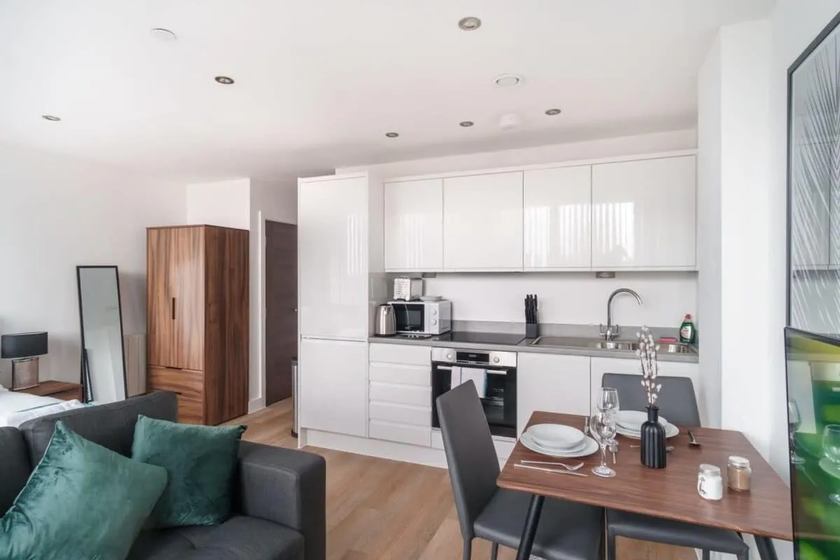 Image 3 of Modern Studio Apartment by Old Trafford