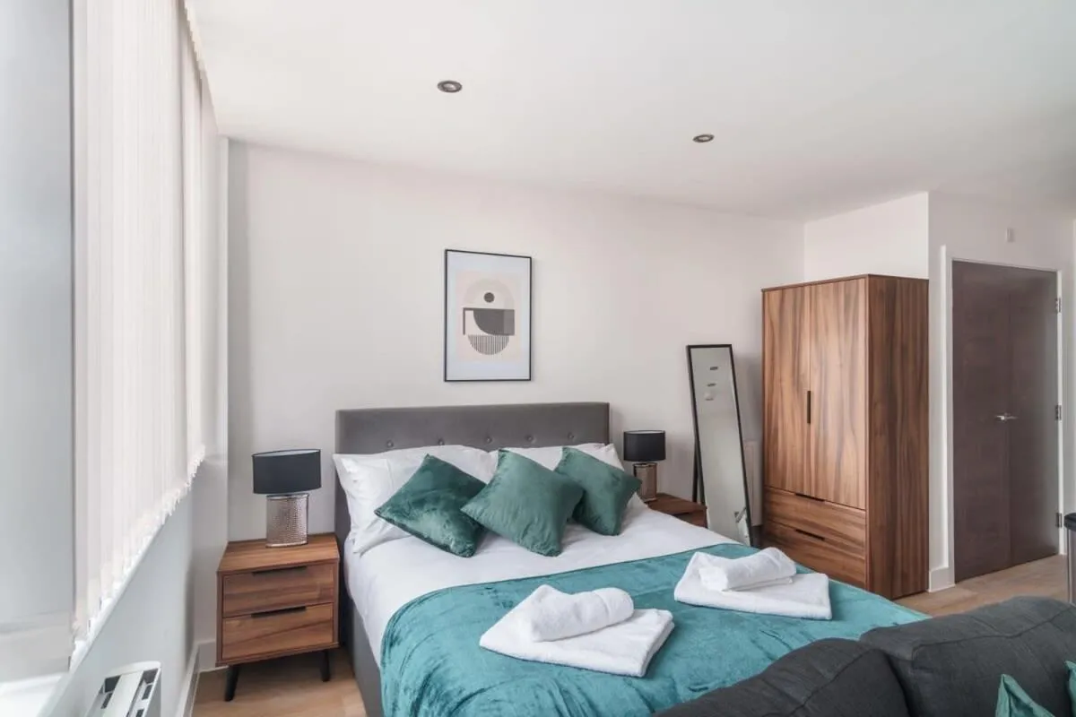 Image 5 of Modern Studio Apartment by Old Trafford
