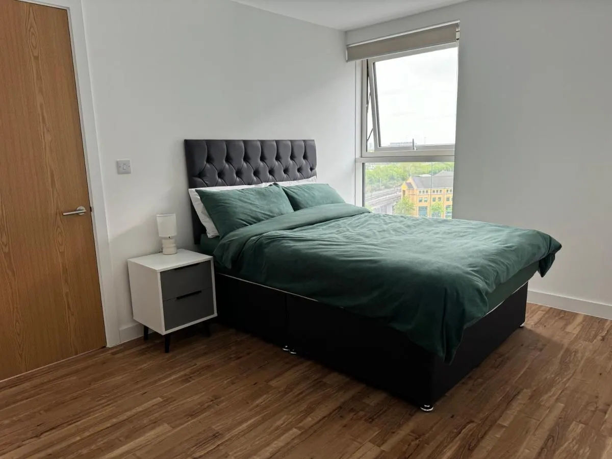 Image 1 of NEW Penthouse height Flat, City View Balcony, Free Gym & More Minimalistic Home