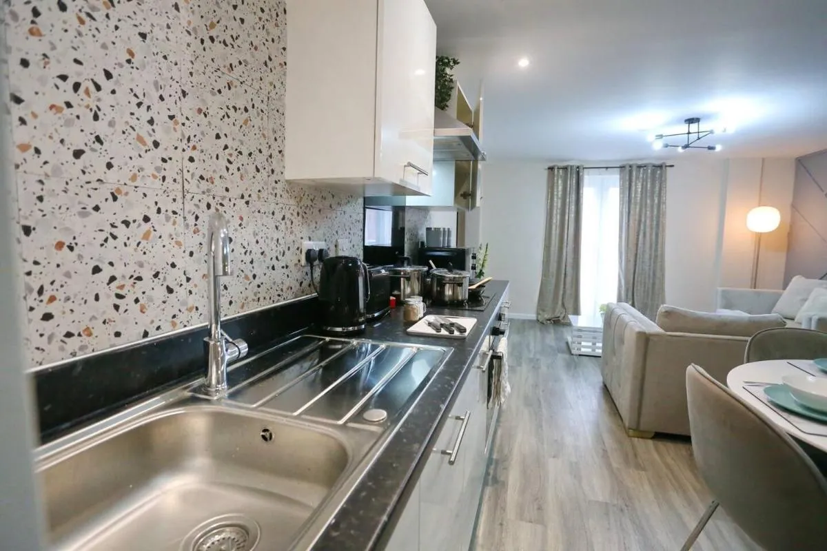 Image 2 of Pass the Keys New Build With Free Parking 1 Mile From Center