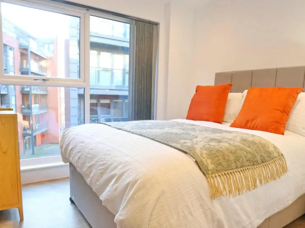 Image 6 of Pass the Keys Stunning New Build Flat 2 Min Walk To City Center