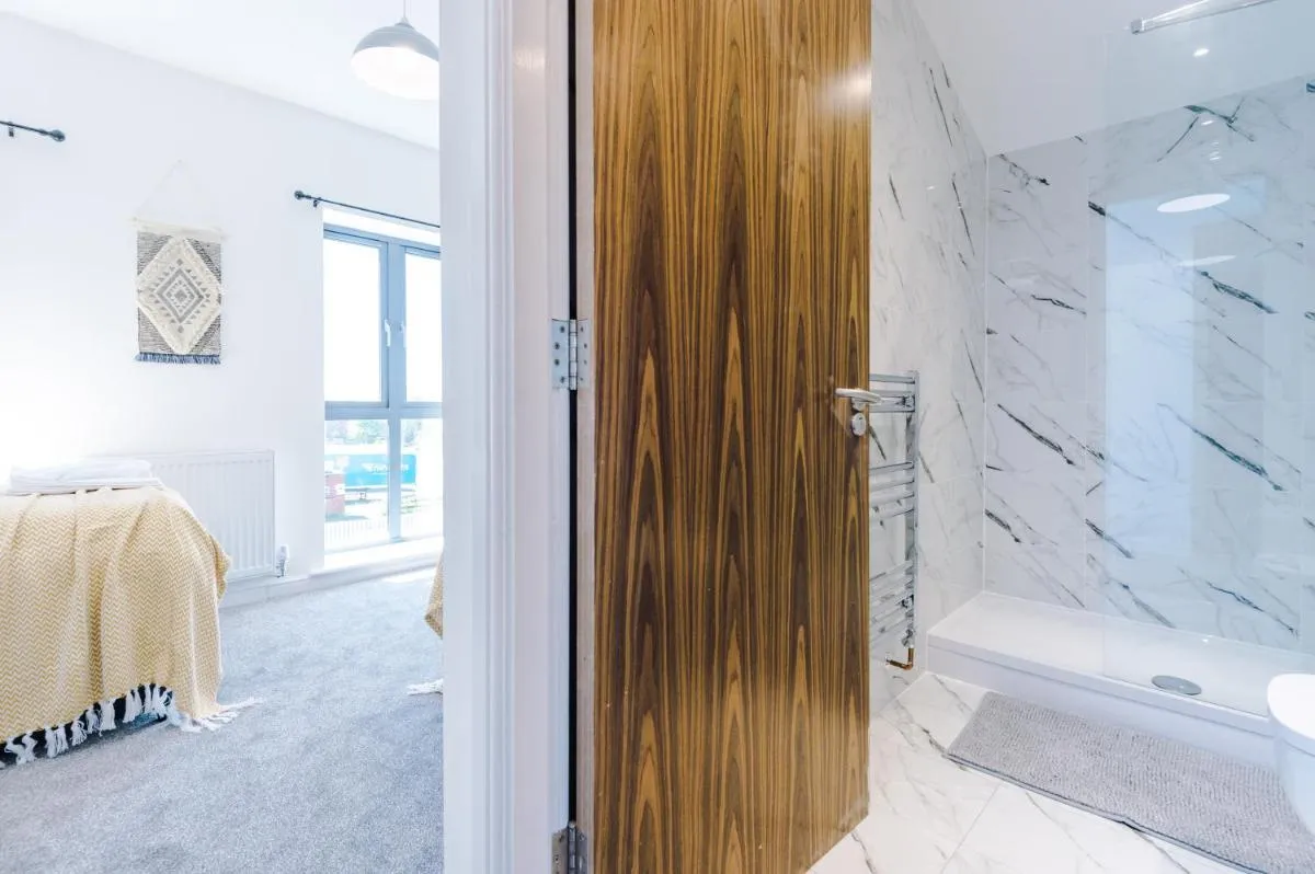 Image 2 of Rest&Recharge at Waterway House (4 Bedrooms, 7 Beds, 2 Bathrooms, Free parking)